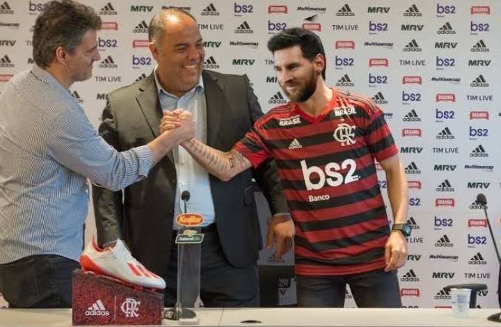 Lionel Messi se apresentando no Flamengo