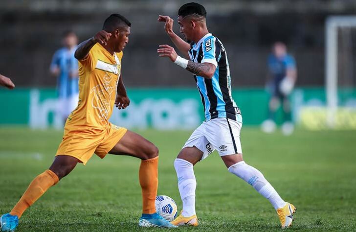 Grêmio: eliminou o Brasiliense com placar agregado de 2 a 0.