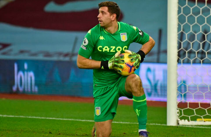 24º lugar: Emiliano Martinez: Goleiro - Argentina - Aston Villa - Valor segundo o Transfermarkt: 30 milhões de euros (aproximadamente R$ 179,5 milhões)