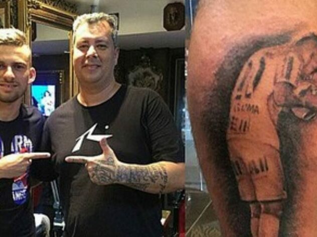 Em 2015, o Santos foi campeão paulista contra o Palmeiras, após disputa de pênaltis. Lucas Lima, que converteu a última e decisiva cobrança do Peixe, tatuou o momento em sua panturrilha. Em 2018, ele assinaria contrato com o Verdão.