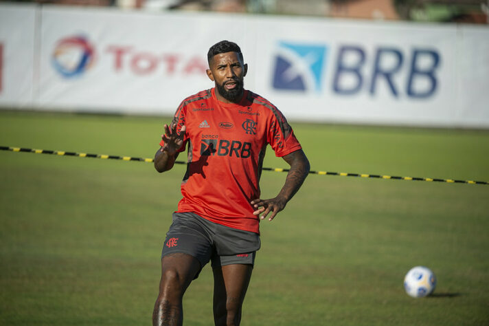  Rodinei vai acirrar a disputa pela vaga de titular na lateral-direita do Flamengo.