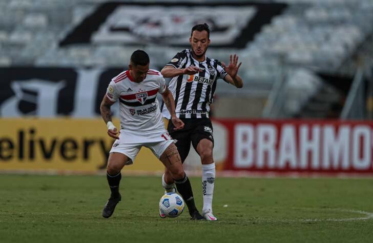 Em jogo válido pela terceira rodada do Brasileirão 2021, o Atlético-MG venceu o São Paulo no Mineirão pelo placar de 1 a 0. Em uma tarde ineficiente da defesa e do ataque, o time de Crespo não conseguiu apresentar seu poder de reação e perdeu mais uma no Brasileirão. Confira as notas do São Paulo no LANCE! (por Redação São Paulo)