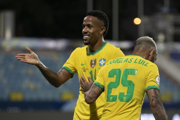 Já classificada às quartas de final da Copa América, a Seleção Brasileira entrou em campo com time misto e empatou em 1 a 1 com o Equador, na noite deste domingo, pela última rodada do Grupo B da competição. O autor do gol Éder Militão e Paquetá foram os destaques da equipe, que caiu bastante de rendimento na segunda etapa. Confira as notas. (por Leonardo Sanfilippo).