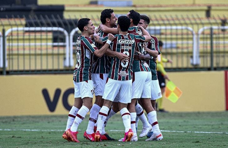11º colocado – Fluminense (14 pontos) – 10 jogos / 8% de chances de título; 25.5% para vaga na Libertadores (G6); 8.8% de chance de rebaixamento.