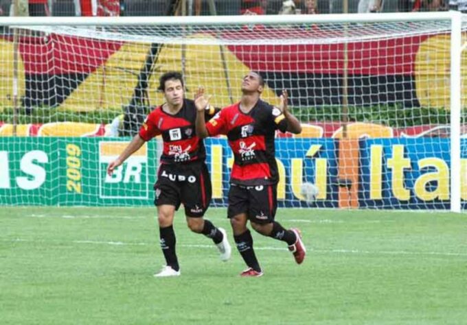 O Vitória chegou a ser vice-líder do Brasileirão de 2009, na 4ª rodada, quando alcançou 9 pontos. No entanto, o time baiano terminou aquele Brasileiro na 13ª colocação. 