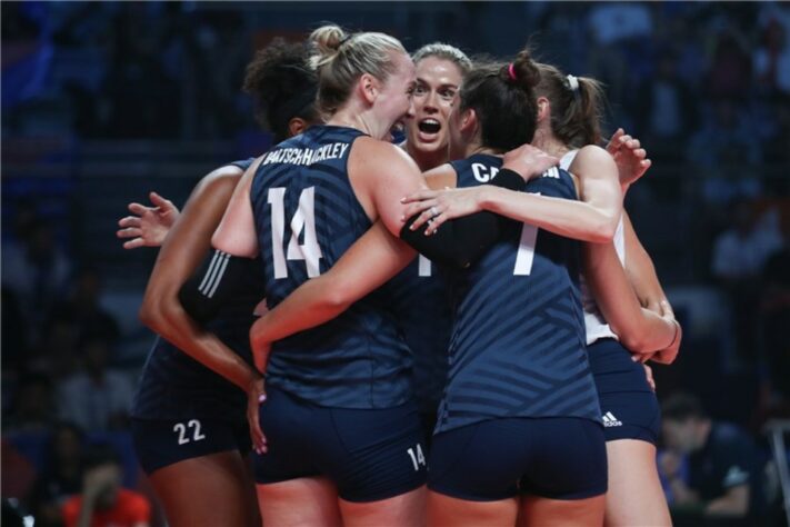 14h30 - Estados Unidos x Turquia -  Liga das Nações de Vôlei Feminino - Onde assistir: SporTV 2