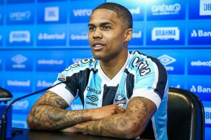 DOUGLAS COSTA: o atleta, convocado em 2018, retornou ao futebol brasileiro nesta temporada e agora atua pelo Grêmio.