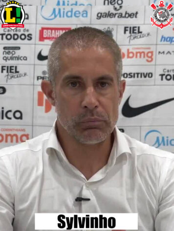 Sylvinho - 6,0 - Surpreendeu com as escalações de Piton e Luan nos respectivos lugares de Fábio Santos e Renato Augusto. Depois fez cinco mudanças na etapa final e conseguiu melhorar o desempenho do time.