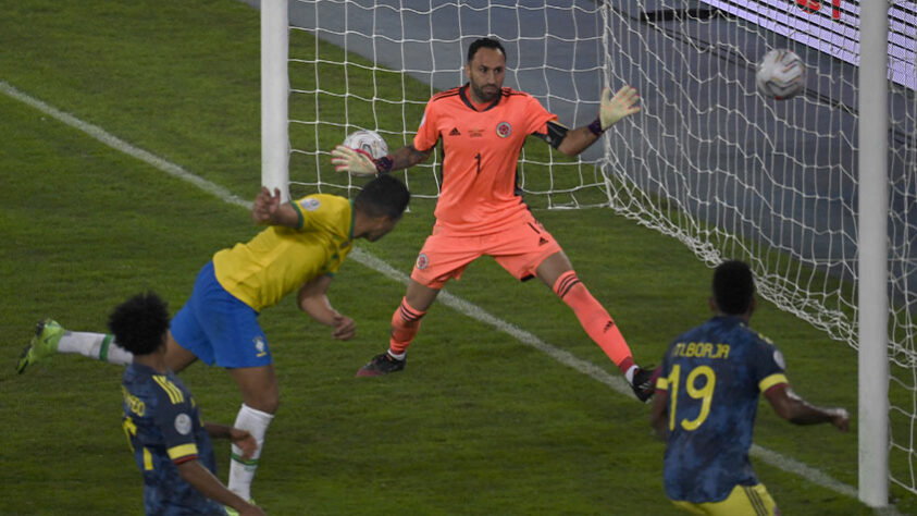 O SBT conseguiu ter um crescimento na sua audiência com a vitória de virada da Seleção Brasileira sobre a Colômbia por 2 a 1 pela Copa América, marcando 11 pontos de média no Rio de Janeiro durante a transmissão da partida, de acordo com dados obtidos pelo LANCE!. No entanto, ficou longe da Globo, que segue na liderança.