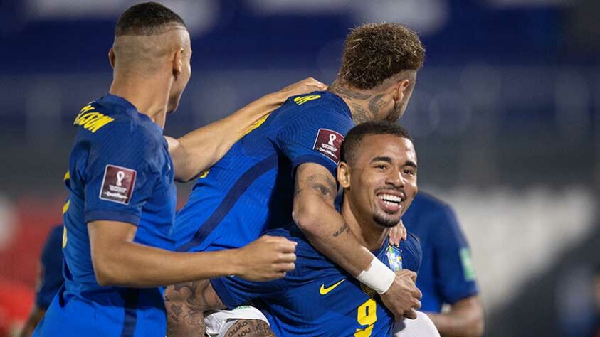 Na noite desta terça-feira, o Brasil venceu o Paraguai por 2 a 0, no estádio Defensores del Chaco, em partida válida pelas oitava rodada das Eliminatórias da Copa do Mundo do Qatar. Neymar e Lucas Paquetá marcaram os gols da vitória. A seguir, confira as notas (por João Alexandre Borges – joaoborges@lancenet.com.br).