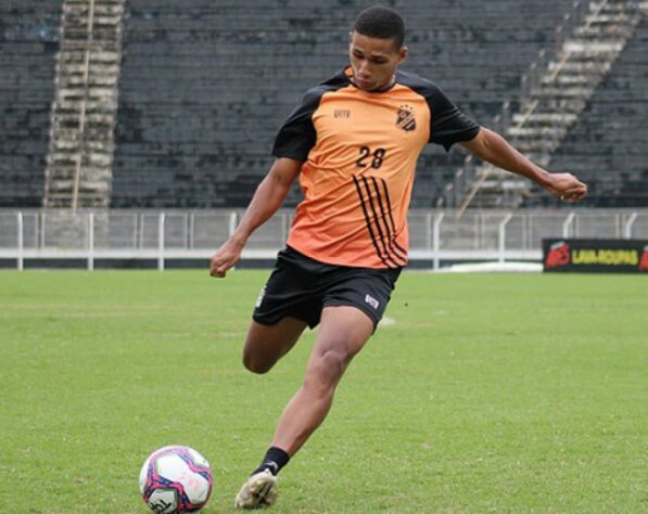 FECHADO - A Internacional de Limeira anunciou a contratação de Donizete, meia-atacante da equipe sub-23 do Santos, por empréstimo até dezembro de 2021. O jogador de 21 anos segue com contrato com o Peixe até dezembro de 2023.