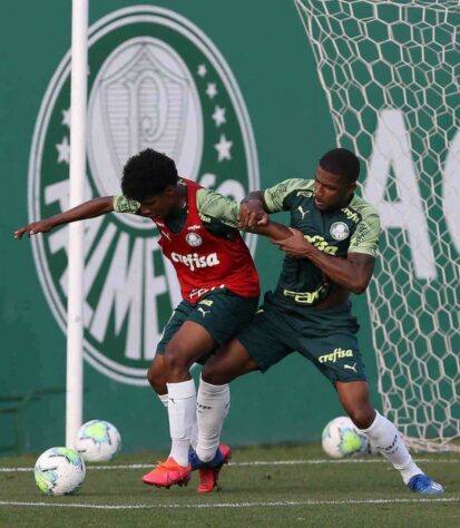 FECHADO - Emprestado desde julho de 2020 pelo Orense, do Equador, Erick Pluas não ficará no Palmeiras, segundo o apurado pelo LANCE!/NOSSO PALESTRA. Com vínculo válido até julho, o jogador não será comprado em definitivo pelo Verdão e nem terá o empréstimo renovado. 