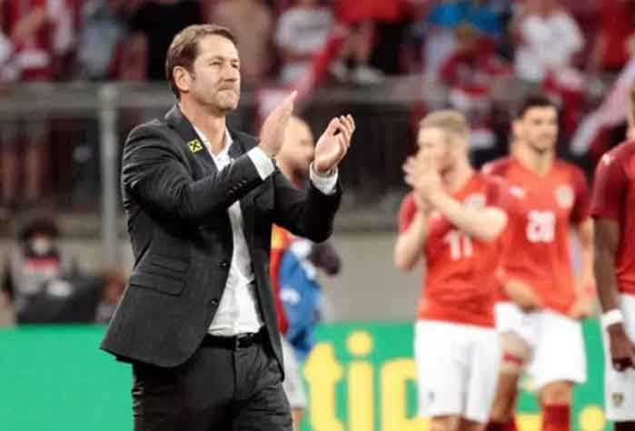 O treinador da Áustria, Franco Foda, está no comando da seleção desde 2017, e busca se classificar em um grupo com a Holanda. Em seus 34 jogos treinando os austríacos, o alemão conseguiu vencer 21 partidas, e perder nove jogos.
