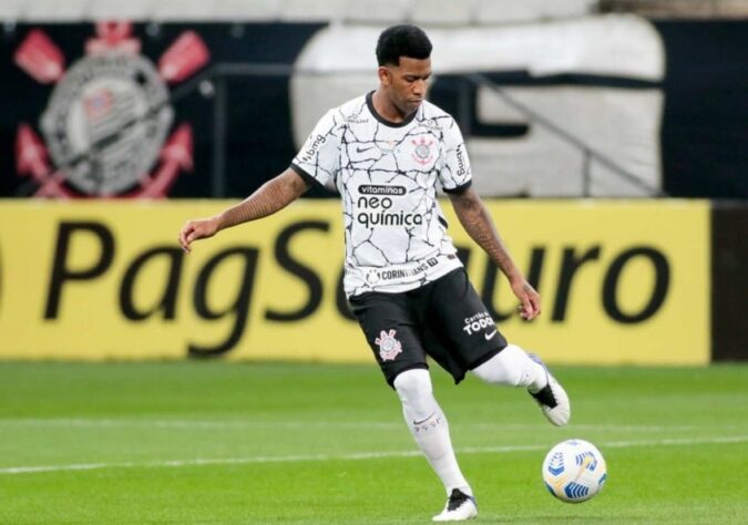 Quando entrou em campo o último domingo, contra o Bahia, Gil completou 300 jogos com a camisa do Corinthians, entrando cada vez mais para a história do clube. Confira, na galeria a seguir, a lista de jogadores que mais atuaram pelo Timão no elenco atual: