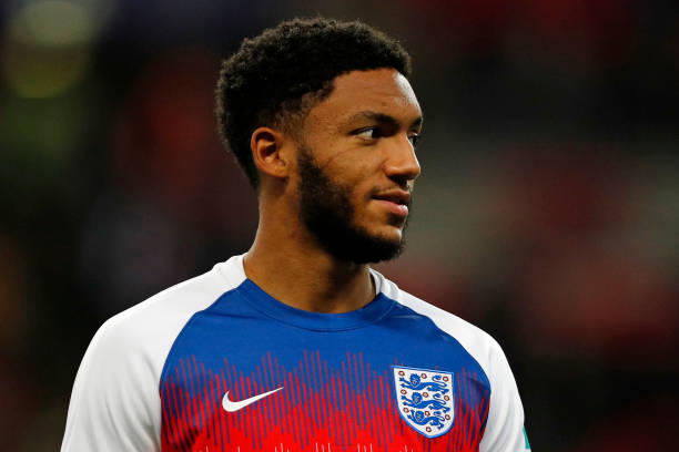 Joe Gomez (Inglaterra) - lesionado