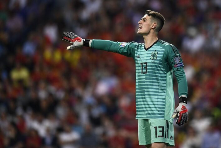 14º - Athletic Bilbao: 148 milhões de euros arrecadados (R$ 843 milhões) - Venda mais alta desde julho de 2015: Kepa (Chelsea).