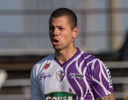 FECHADO - Na última terça-feira, Fénix e Atlético San Luis entraram em acordo sobre a transferência de Léo Coelho para o time mexicano. O contrato será para duas temporadas e o jogador de 28 anos chega para ser um dos pilares defensivos da equipe.