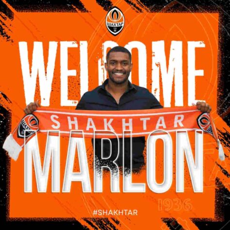 FECHADO - O zagueiro Marlon, revelado na base do Fluminense, foi anunciado como novo reforço do Shakhtar Donetsk. O brasileiro assinou contrato por cinco temporadas e foi um pedido de Roberto De Zerbi, novo técnico da equipe ucraniana após trabalharem juntos no Sassuolo, da Itália.