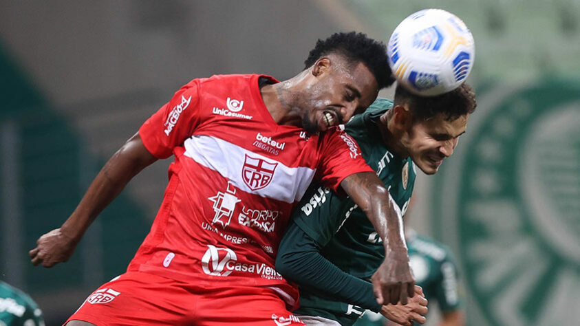 CRB: eliminou o Palmeiras nos pênaltis após placar agregado de 1 a 1.