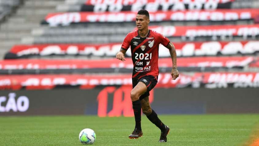 FECHADO - Após o Athletico-PR comunicar seu desligamento em nota oficial, foi a vez de Richard, devolvido ao Corinthians, dar sua versão sobre o assunto. Segundo o volante, não houve ato de indisciplina, segundo informou o clube paranaense. Por parte do Timão, que ainda não se manifestou oficialmente, a insatisfação foi grande, algo que, inclusive, foi utilizado no texto divulgado pelo atleta.