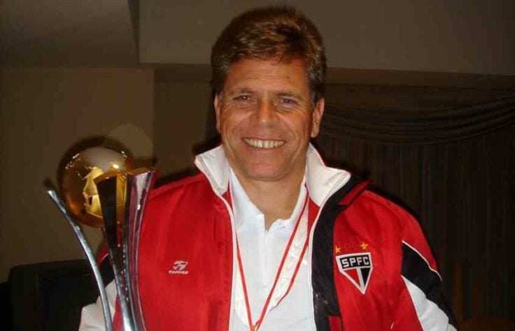 Paulo Autuori - Foi o técnico campeão da Libertadores e Mundial de 2005 com o São Paulo. Teve outra passagem pelo clube em 2014.