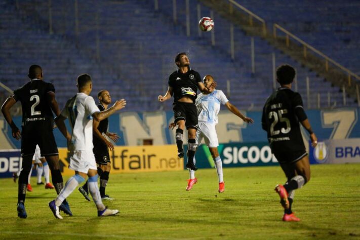 Um ponto para cada lado. Na noite desta quinta-feira, Londrina e Botafogo empataram por 2 a 2, no Estádio do Café, em partida válida pela quarta rodada do Campeonato Brasileiro Série B. A seguir, confira as notas.