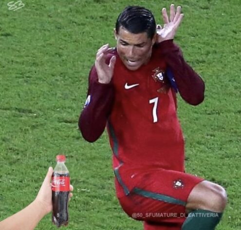 Torcedores fazem memes com Cristiano Ronaldo e Coca-Cola em coletiva da Eurocopa