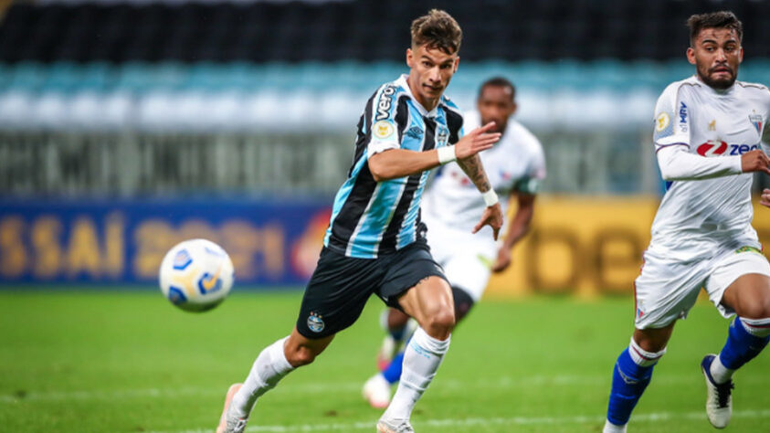 Provável Grêmio - Brenno; Vanderson (Rafinha), Geromel, Kannemann e Diogo Barbosa (Guilherme Guedes); Victor Bobsin, Darlan (Jean Pyerre) e Matheus Henrique; Douglas Costa, Ferreira e Diego Souza (Ricardinho). Técnico: Tiago Nunes