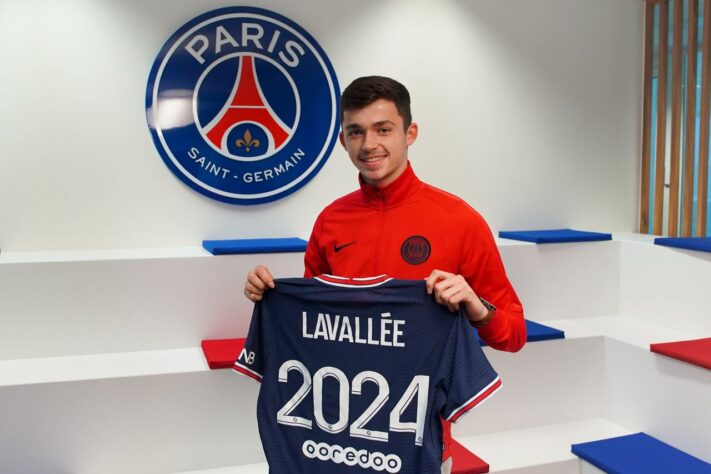 FECHADO - O PSG concluiu a contratação do goleiro Lucas Lavallée, de apenas 18 anos. O atleta estava no Lille e chega por três anos ao girante francês.