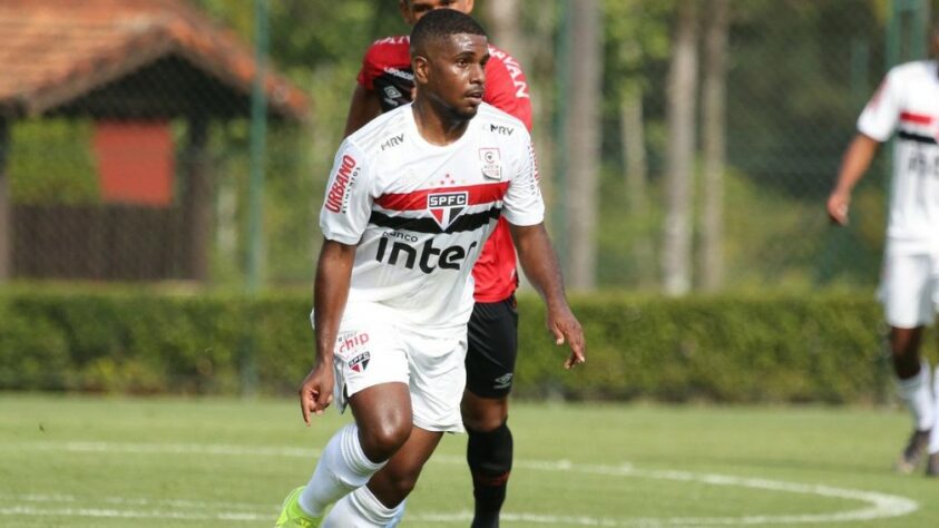 Marcos Junior - No Morumbi desde 2015, o volante conquistou títulos como Brasileirão de Aspirantes de 2018, Supercopa do Brasil Sub-20 de 2018 e Copa São Paulo de Futebol Júnior de 2019. Com a idade estourada para atuar na base, o Tricolor decidiu emprestar o atleta para ganhar mais experiência.