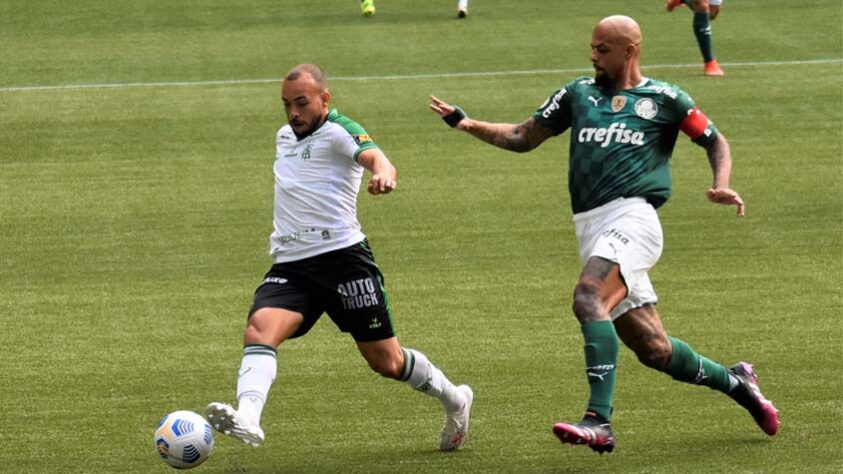 América-MG - Fez um grande primeiro tempo, dominando e conseguindo marcar um gol. No entanto, perdeu um pênalti e foi para o segundo tempo com o empate. Na etapa final, ficou satisfeito com o empate, chamou o Palmeiras e foi castigado com o gol sofrido nos acréscimos.