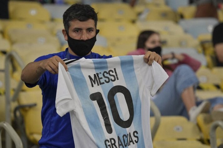 Muitos torcedores argentinos vieram presenciar a final da Copa América 2021.