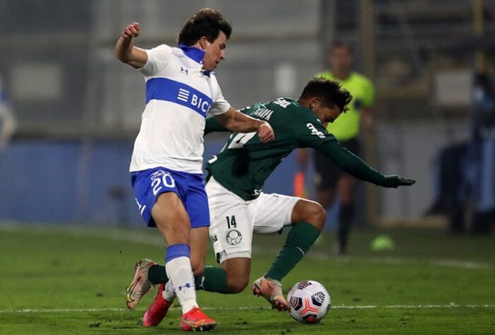 SOBE E DESCE DO UNIVERSIDAD CATÓLICA - O atacante Valencia foi quem mais incomodou a defesa do Palmeiras e, se não fosse Weverton, teria marcado para os donos da casa. Gutiérrez levou perigo em uma falta na trave. Time chileno sai em desvantagem e agora tem desafio para conseguir a vaga no Allianz Parque.