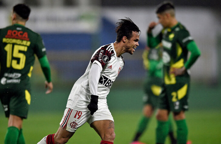 O Flamengo venceu fora de casa, no jogo de ida, por 1 a 0. Agora, o Rubro-Negro pode até empatar em casa que avança. Em caso de derrota por 1 a 0, a decisão vai para os pênaltis. Quem se classificar pega Olimpia ou Internacional. 