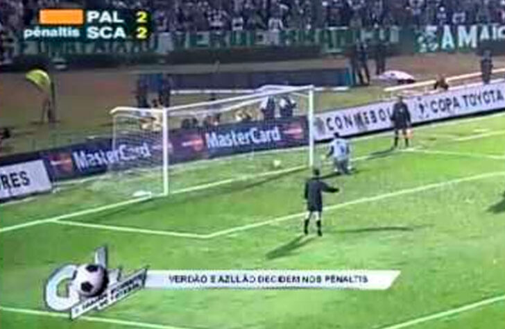 O Palmeiras eliminou o São Caetano nas oitavas de final da Libertadores de 2001.