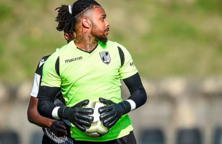 Nicolas Tie – Vitória de Guimarães (POR) – Goleiro – 20 anos – Valor de mercado atual: 500 mil euros