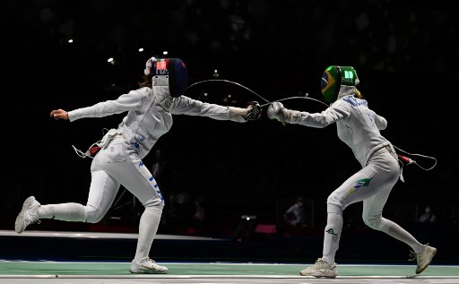 Na prorrogação, a brasileira Nathalie Moelhausen foi derrotada pela italiana Rosella Fiamingo por 10 a 9 e está fora da disputa por medalhas em Tóquio. A italiana é a atual vice-campeã olímpica.