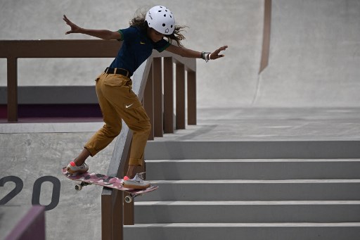 Rayssa Leal brilhou nos Jogos Olímpicos de Tóquio e foi o grande destaque do dia. Com apenas 13 anos, a Fadinha conquistou a medalha de prata e se tornou a atleta brasileira mais jovem a conquistar um lugar no pódio na história das Olimpíadas. 