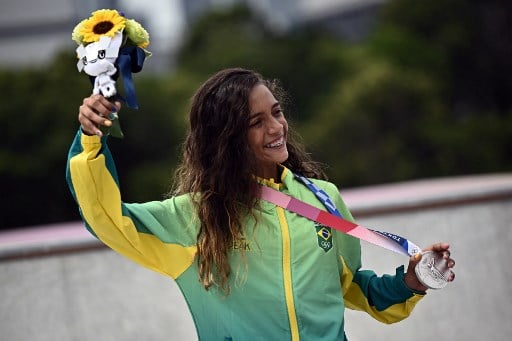 Rayssa Leal - medalha de prata - skate street - R$ 150 mil