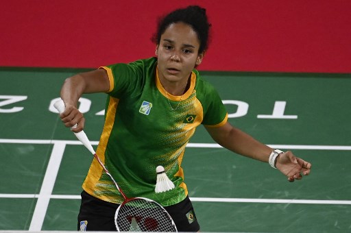 Fabiana Silva perdeu para americana Zhang Beiwen por 2 a 0 no badminton e se despediu dos Jogos Olímpicos de Tóquio.