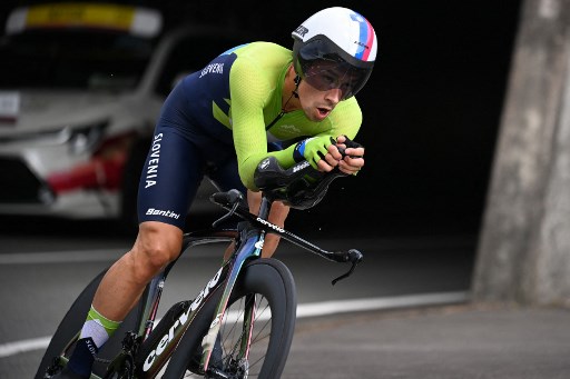 o ciclista esloveno Primož Roglič foi o campeão da disputa no contrarrelógio. Ele ficou à frente do prata Tom Dumoulin, da Holanda, e do australiano Rohan Dennis.