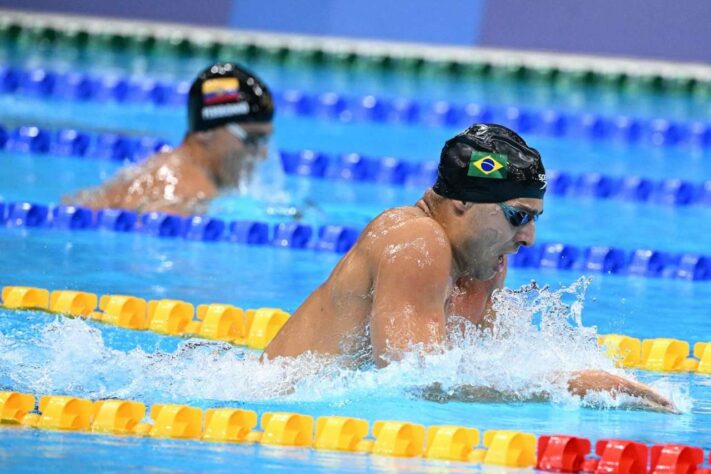 Por fim, o Brasil encerrou o dia sem conseguir avançar nos 200m medley masculino e nos 100m livre e revezamento 4x200m livre feminino.