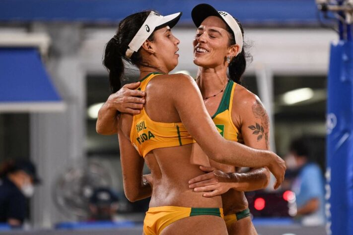 No feminino, Ágatha e Duda são fortes candidatas e não jogarão contra a outra dupla brasileira antes das semifinais, o que abre a possibilidade de duas medalhas na chave, sabendo que uma delas certamente seria de bronze.