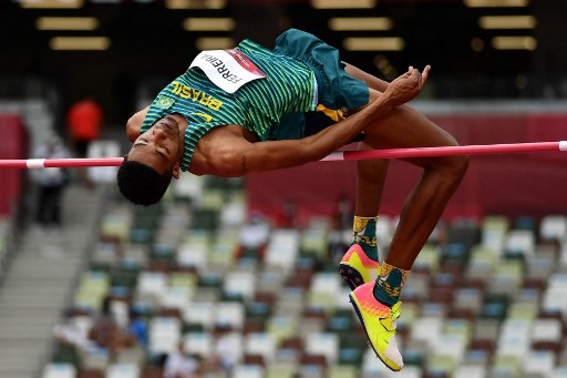 No salto em altura, os brasileiros também não se classificaram para a fase final. Fernando Ferreira saltou sobre 2.21m, mas queimou as três tentativas para 2.25m e se despediu dos Jogos Olímpicos.