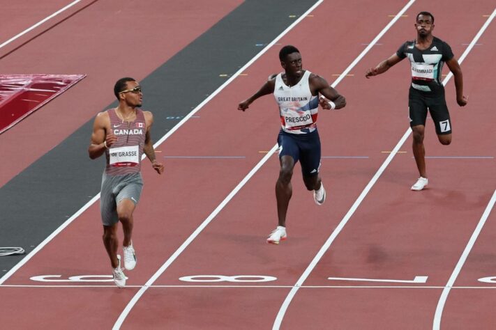 Sem o tricampeão olímpico Usain Bolt no caminho, o canadense Andre De Grasse é o grande favorito pela medalha de ouro nos 100m rasos em Tóquio. O velocista fez o melhor tempo das eliminatórias e terminou a prova em 9s91. 