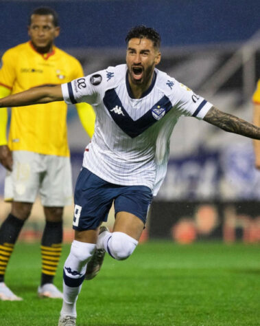 No jogo de ida, o Vélez venceu por 1 a 0, jogando em casa. Agora, o time argentino avança mesmo com um empate fora de casa. Caso o Barcelona-EQU vença por 1 a 0, a decisão vai para os pênaltis. Quem se classificar enfrenta, nas quartas, o vencedor de Fluminense e Cerro Porteño. 