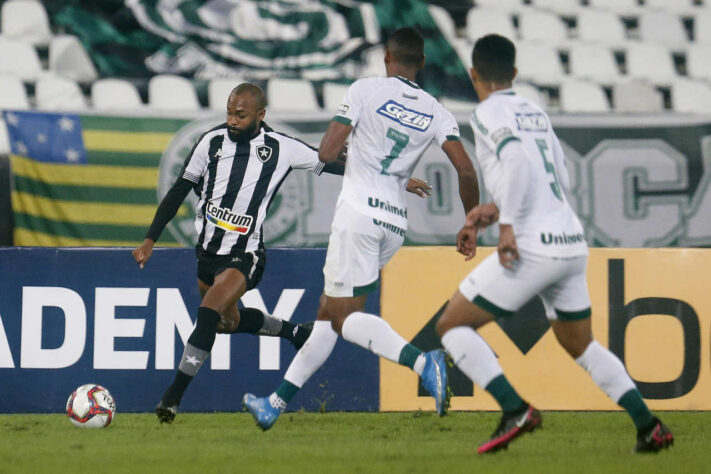 Goiás: Sobe – Alef Manga e Rezende foram os principais destaques do Esmerladino. Autores dos gols, o camisa 7 foi, também, muito importante na marcação, enquanto o camisa 11 foi o motorzinho do time no ataque. / Desce – O Goiás chegou a deixar alguns espaços no campo de defesa, o que poderia ter lhe custado dois gols (o primeiro, com Pedro Castro, no primeiro tempo, e o segundo com Warley, no segundo). 