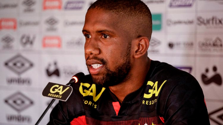 Jonas Toró – atacante – 21 anos – emprestado ao Atlético-GO até dezembro de 2021 – contrato com o São Paulo até dezembro de 2022