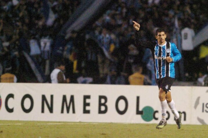 Na Libertadores de 2007, o Grêmio eliminou o São Paulo nas oitavas de final, após vencer o jogo de volta, em casa, por 2 a 0.