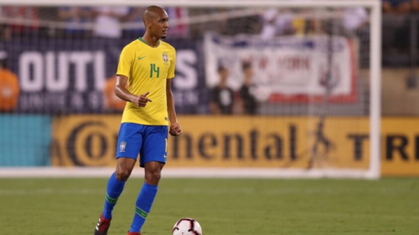 Fabinho (lateral-direito) - Clube que jogava: Liverpool (Inglaterra) - Idade em 2018: 24 anos - Jogou como titular / Clube atual: Liverpool (Inglaterra) - Convocado para a Copa de 2022.